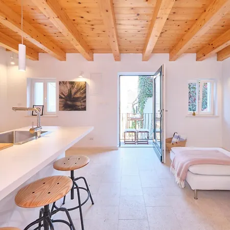 Heritage House In Historic Center Of Holiday home Split