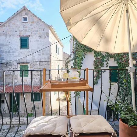 Heritage House In Historic Center Of Holiday home Split