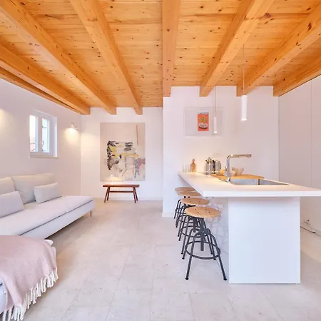 Сasa de vacaciones Heritage House In Historic Center Of Split